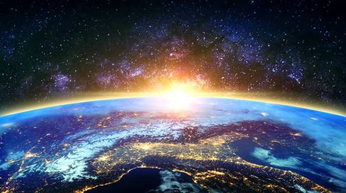 नासा की चेतावनी: सूरज से उठा सौर तूफान पहुंचा धरती की ओर, मोबाइल-इंटरनेट नेटवर्क ठप होने का खतरा।