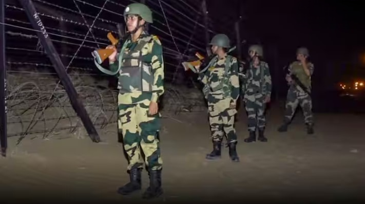 ऑपरेशन सिंदूर में BSF का बड़ा खुलासा: पाकिस्तान के 413 ड्रोन हमलों को भारत ने हवा में किया नाकाम।