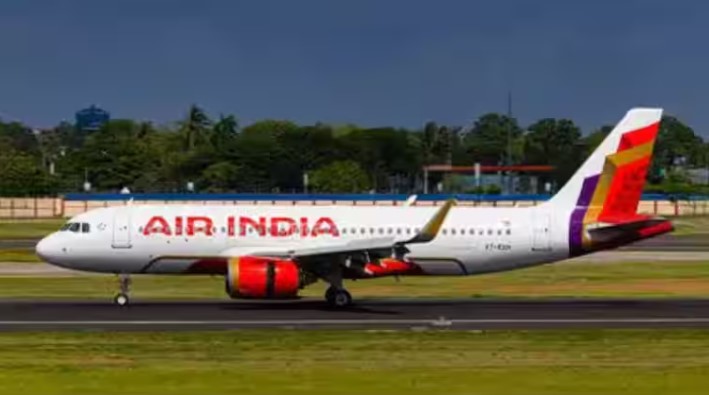 ईरान-इजरायल जंग के बीच एयर इंडिया का बड़ा फैसला, मिडिल ईस्ट की सभी उड़ानें रद्द।