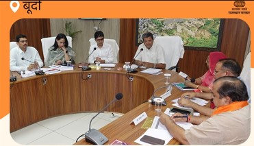 बूंदी में खाद्य सुरक्षा अभियान की समीक्षा बैठक, मंत्री सुमित गोदारा ने दिए जिला स्तर पर व्यापक अभियान चलाने के निर्देश।