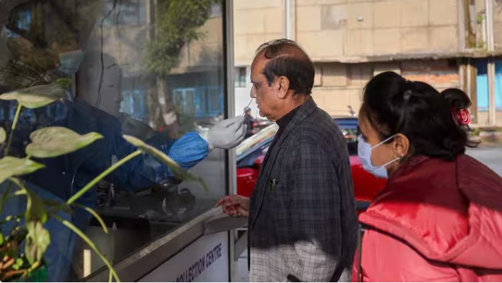भारत में पैर पसार रहा कोरोना: एक्टिव केस 5,000 के करीब, अब तक 51 मौतें।