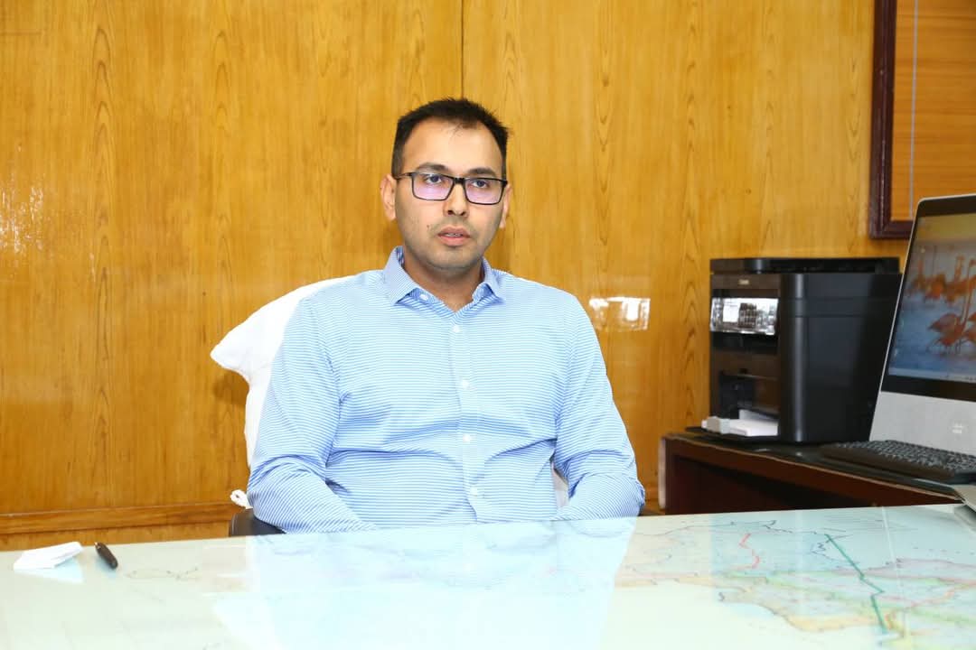 हनुमानगढ़ में डॉ. खुशाल यादव ने संभाला जिला कलेक्टर का कार्यभार, सुशासन और जनकल्याण को बताया प्राथमिकता।