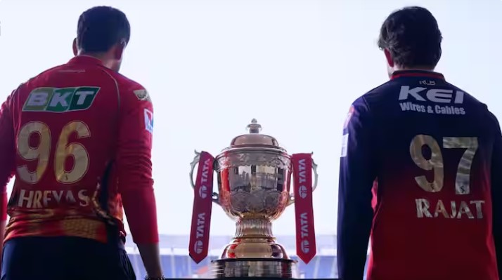 IPL 2025 Final: RCB और PBKS के बीच महामुकाबला आज, जानें टॉस और मैच का समय, मौसम और पिच रिपोर्ट।