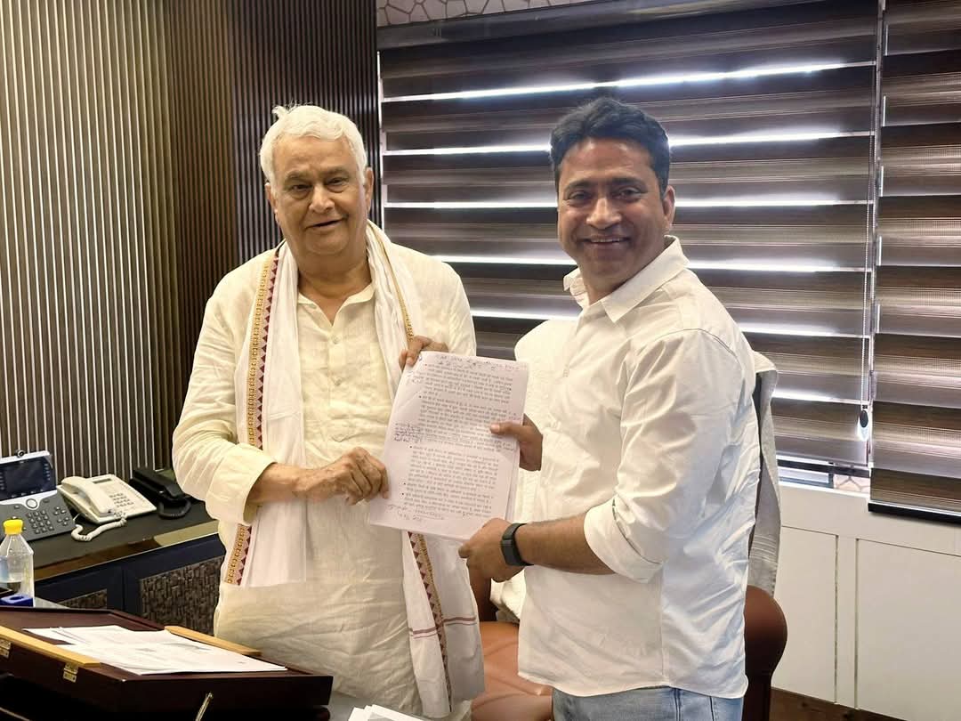 कृषि मंत्री किरोड़ीलाल मीणा से मिले सांसद राहुल कस्वां, डीएपी आपूर्ति और फसल बीमा क्लेम पर हुई चर्चा।