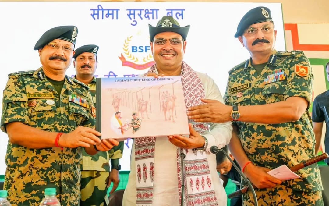 सीएम भजनलाल शर्मा ने तनोट माता मंदिर में BSF जवानों से किया संवाद, ऑपरेशन सिंदूर पर जताया गर्व।