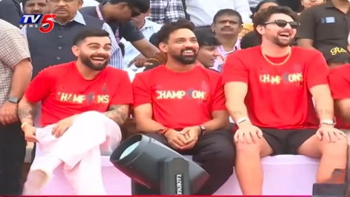 RCB ट्रॉफी जश्न 2025
