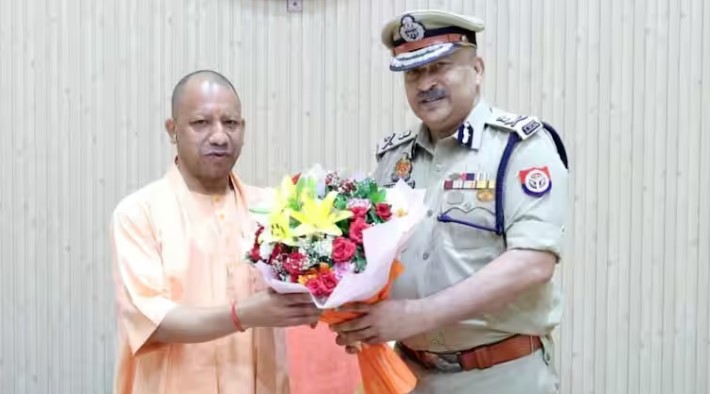 IIT रुड़की से इंजीनियरिंग करने वाले राजीव कृष्ण बने यूपी पुलिस के नए DGP – पढ़ें प्रेरणादायक सफर।