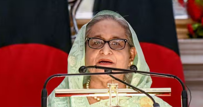 बांग्लादेश की पूर्व प्रधानमंत्री शेख हसीना को 6 महीने की जेल, अवमानना मामले में दोषी करार।