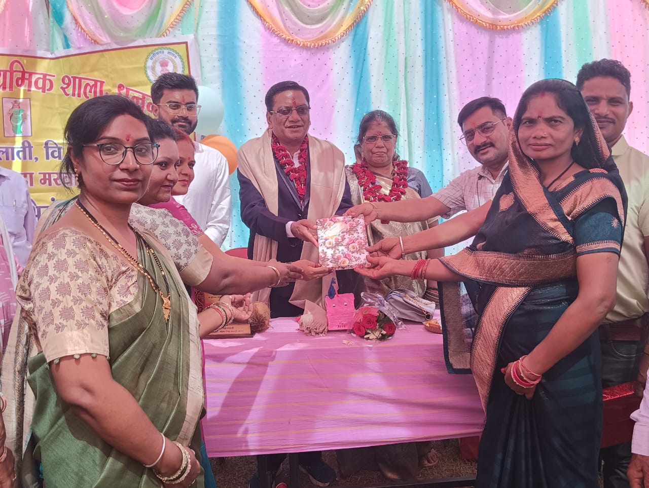 प्रधानपाठक राजेन्द्र प्रसाद गुप्ता जी का भावभीना विदाई समारोह संपन्न, संकुल स्तर पर हुआ गरिमामय आयोजन।