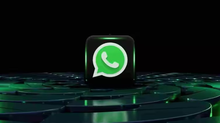 गूगल पढ़ सकता है आपके WhatsApp मैसेज! बस ये सेटिंग बदलकर रोक सकते हैं ये जासूसी।