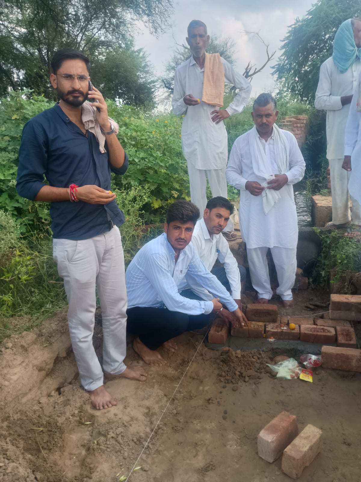 पूर्व विधायक अभिषेक मटोरिया ने किया खालो निर्माण कार्य का शुभारंभ, किसानों की सिंचाई व्यवस्था होगी सुदृढ़