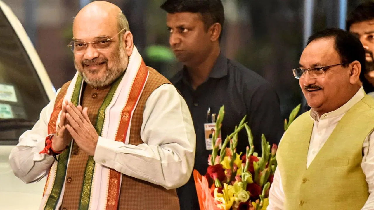 गणेश उत्सव के बीच मुंबई पहुंचे अमित शाह, लालबाग के राजा के करेंगे दर्शन