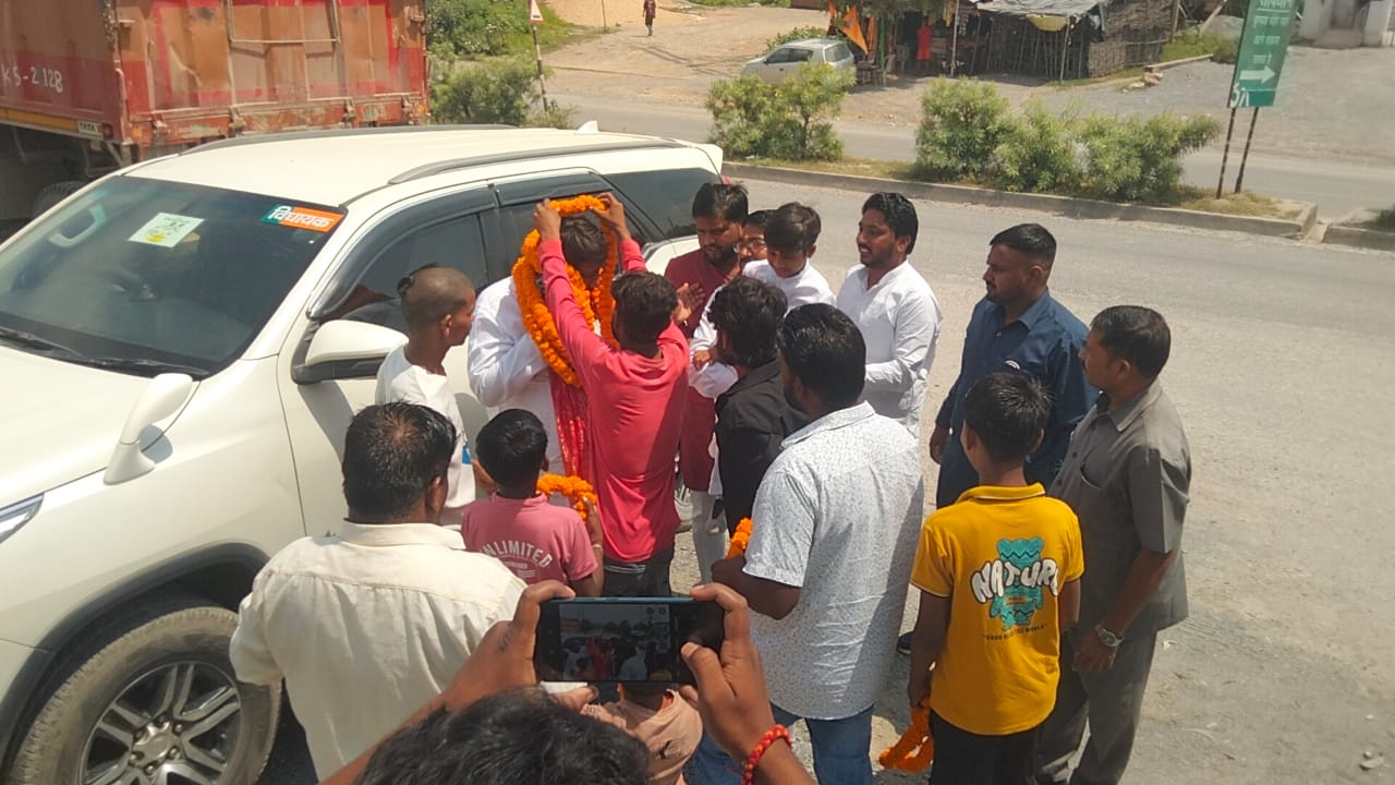 डाला में जुटे निषाद समाज के दिग्गज, 13 सितंबर को राबर्ट्सगंज में होगा जनजागरण अभियान