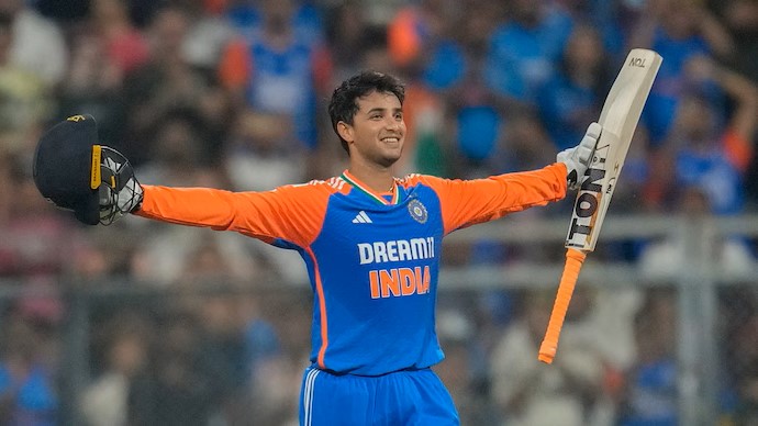 अभिषेक शर्मा ने एशिया कप में रोहित शर्मा के साथ बनाया T20I इतिहास, UAE के खिलाफ भारत की धमाकेदार जीत