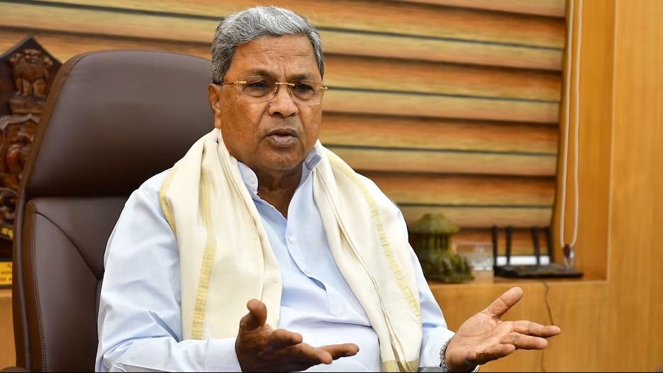 जातिगत सर्वे पर रोक नहीं, कर्नाटक हाईकोर्ट ने सिद्धारमैया सरकार को दिया बड़ा झटका