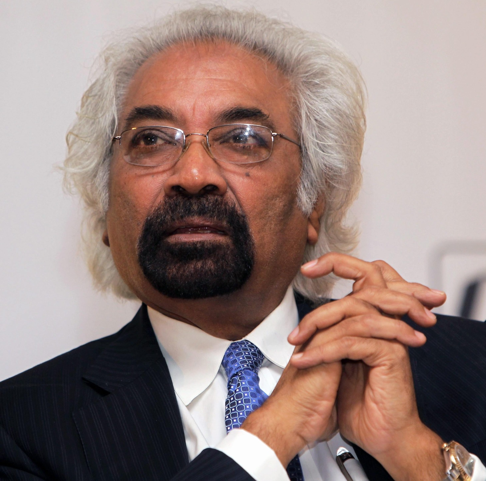 सैम पित्रोदा बोले – पाकिस्तान, बांग्लादेश और नेपाल में भी Gen-Z को लगता है भारत ही घर, राहुल गांधी ने किया समर्थन