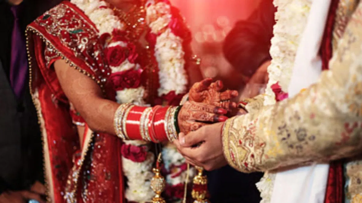 गाजीपुर में सामूहिक विवाह योजना के तहत वर-वधू का बायोमेट्रिक सत्यापन अनिवार्य, पारदर्शिता बढ़ाने की तैयारी