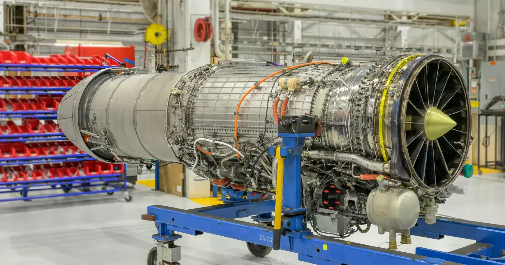 अमेरिका ने फिर किया इंजन सप्लाई में खेल, तेजस फाइटर जेट की डिलिवरी पर संकट, HAL चेयरमैन ने जताई चिंता