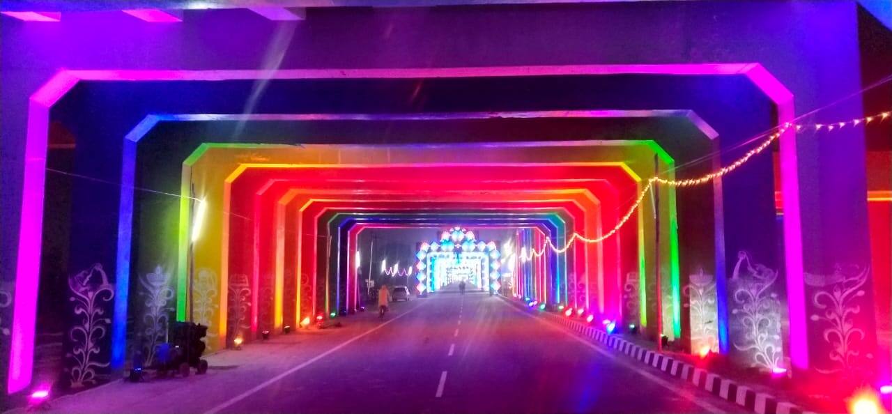 अयोध्या दीपोत्सव-2025: धर्मपथ और सतरंगी पुल की तैयारी, रंग-बिरंगी रोशनी से निखरेगा रामनगरी का नया स्वरूप