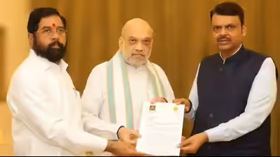 महाराष्ट्र में भारी बारिश और बाढ़ से तबाही, फडणवीस-शिंदे ने अमित शाह से मांगा राहत पैकेज