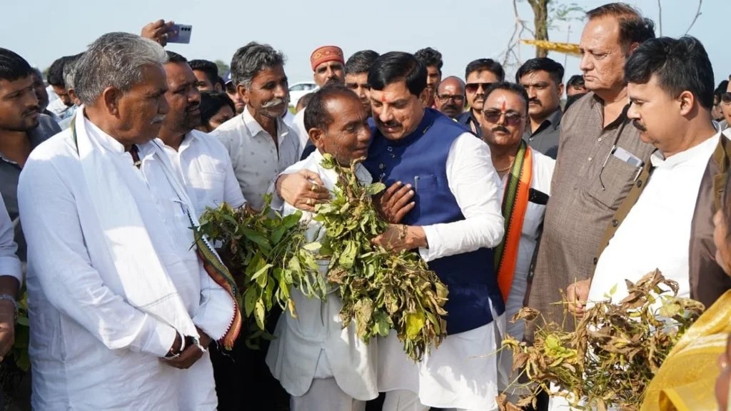 मध्य प्रदेश के मुख्यमंत्री मोहन यादव ने किसानों से की मुलाकात, सुनी समस्याएं और दिए आश्वासन