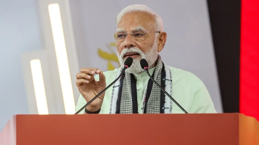 डिजिटल इंडिया से ‘वोकल फॉर लोकल’ तक: पीएम मोदी के नेतृत्व में भारतीय अर्थव्यवस्था में आए ऐतिहासिक बदलाव