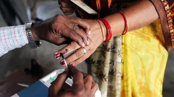 बिहार विधानसभा चुनाव 2025: छठ पूजा के बाद तीन चरणों में मतदान