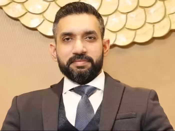 पढ़ाई में गोल्ड मेडल से करोड़ों के बिजनेस तक… जानिए पंकज मिश्रा की संघर्ष से सफलता तक की प्रेरक कहानी