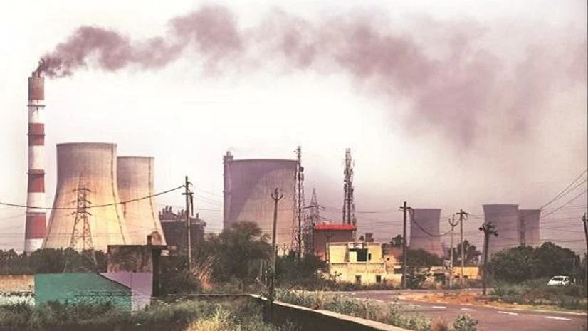सीमेंट और कागज उद्योगों पर सरकार की सख्ती — 2026-27 तक ग्रीनहाउस गैस उत्सर्जन घटाने का आदेश, पर्यावरण मंत्रालय ने जारी किए नए मानक