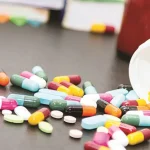 कानपुर में मेडिकल स्टोर घोटाला: नकली दवाओं और एक्सपायरी डेट छुपाने का बड़ा खुलासा