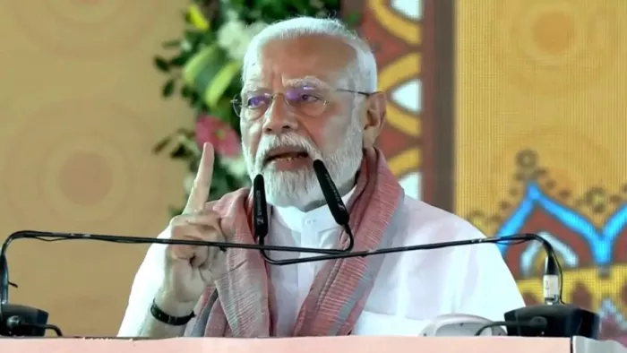 बिहार चुनाव 2025: पीएम मोदी ने आरजेडी-कांग्रेस पर किया जोरदार हमला, गोलू अपहरण कांड का भी किया जिक्र