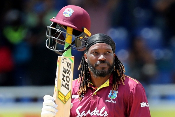 क्रिस गेल ने तोड़ा ऐसा रिकॉर्ड, रोहित और विराट भी रह गए पीछे – टी20 के ‘यूनिवर्स बॉस’ की धाक