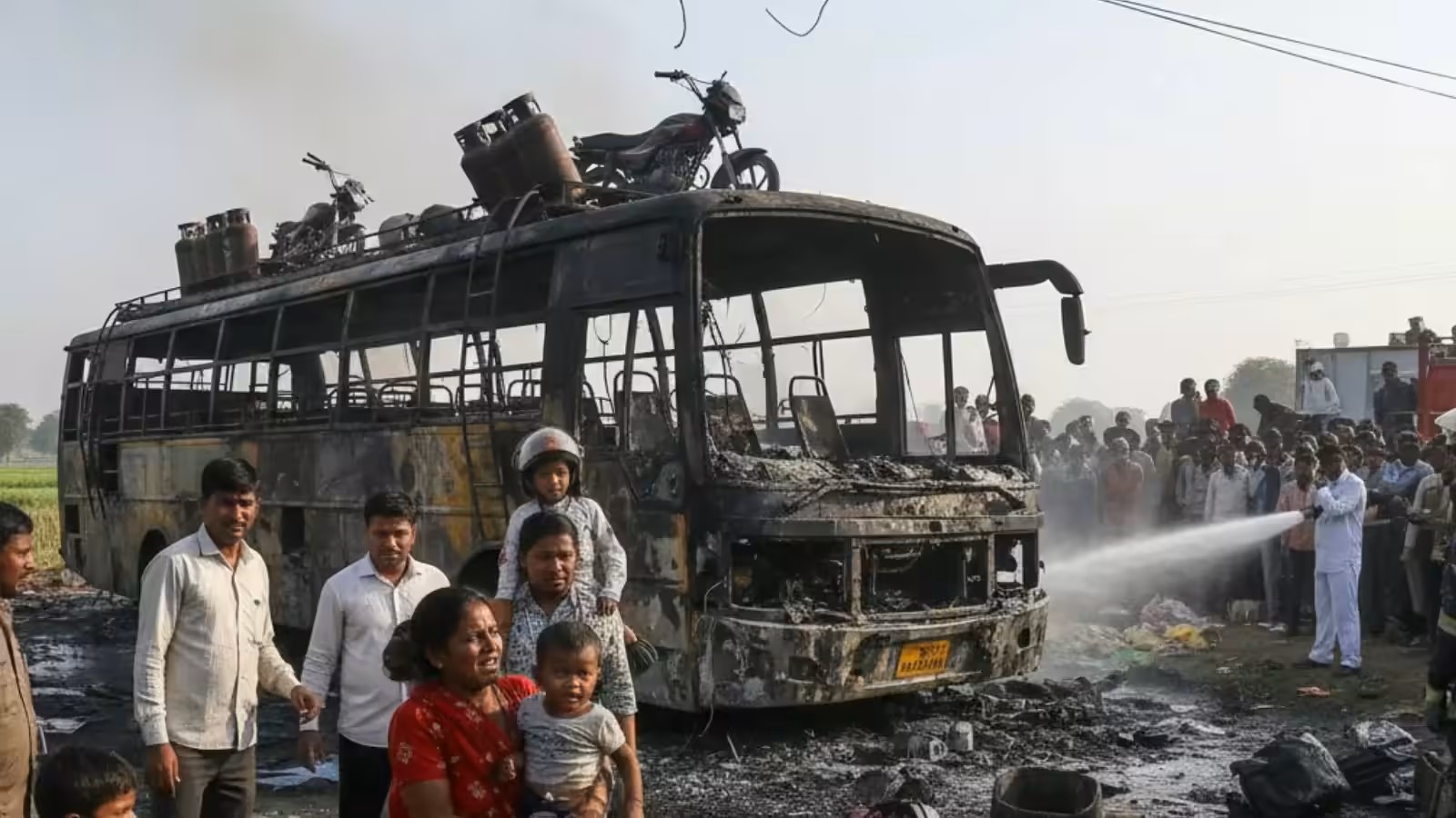 राजस्थान के शाहपुरा में दर्दनाक हादसा: सपनों की तलाश में निकले 65 मजदूरों की बस बनी मौत का सफर