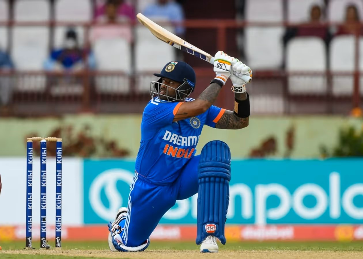 सिर्फ 2 छक्कों से रचा इतिहास: सूर्यकुमार यादव ने बनाया बड़ा रिकॉर्ड, रोहित शर्मा की बराबरी कर बने दूसरे भारतीय