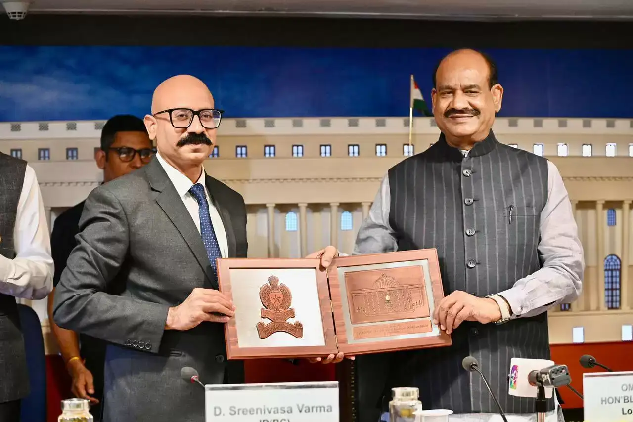 ओम बिरला ने IPS अधिकारियों को दिया समर्पण का मंत्र, बोले– विधि का शासन ही विकसित भारत की नींव है