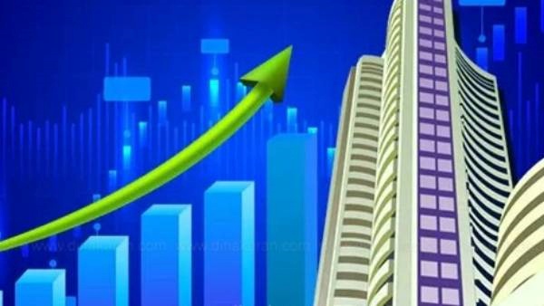 आखिरी समय में बदला बाजार का मूड: सेंसेक्स में 328 अंकों की छलांग, निफ्टी 25,285 के पार; निवेशकों में दिखा जबरदस्त जोश