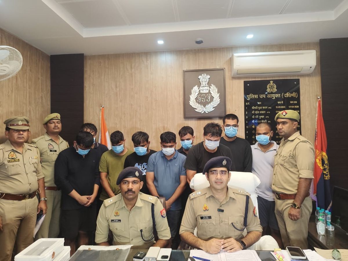 IBPS क्लर्क परीक्षा 2025 में सॉल्वर गैंग का पर्दाफाश, लखनऊ पुलिस ने 10 आरोपी गिरफ्तार