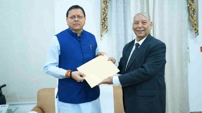 उत्तराखंड सरकार का बड़ा फैसला: पेपर लीक के बाद यूकेएसएसएससी परीक्षा रद्द