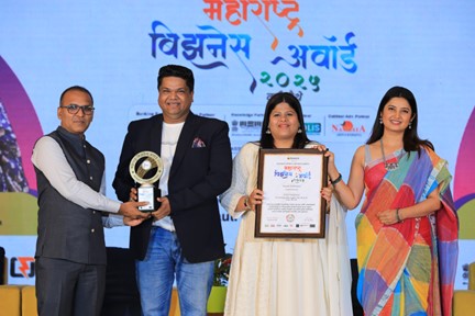 नाशिक के श्री दिलीप गवस को ‘Best Immigration Support For Work & Study Abroad’ अवॉर्ड से सम्मानित