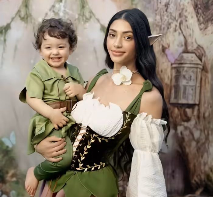 अनन्या पांडे की बहन अलाना ने दिखाया नया रूप, बड़े कान और हंसता बच्चा बने चर्चा का केंद्र