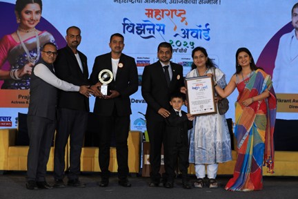 नाशिक के श्री विक्रांत अविनाश देसले को ‘Best Agro Company Of The Year’ अवॉर्ड से सम्मानित
