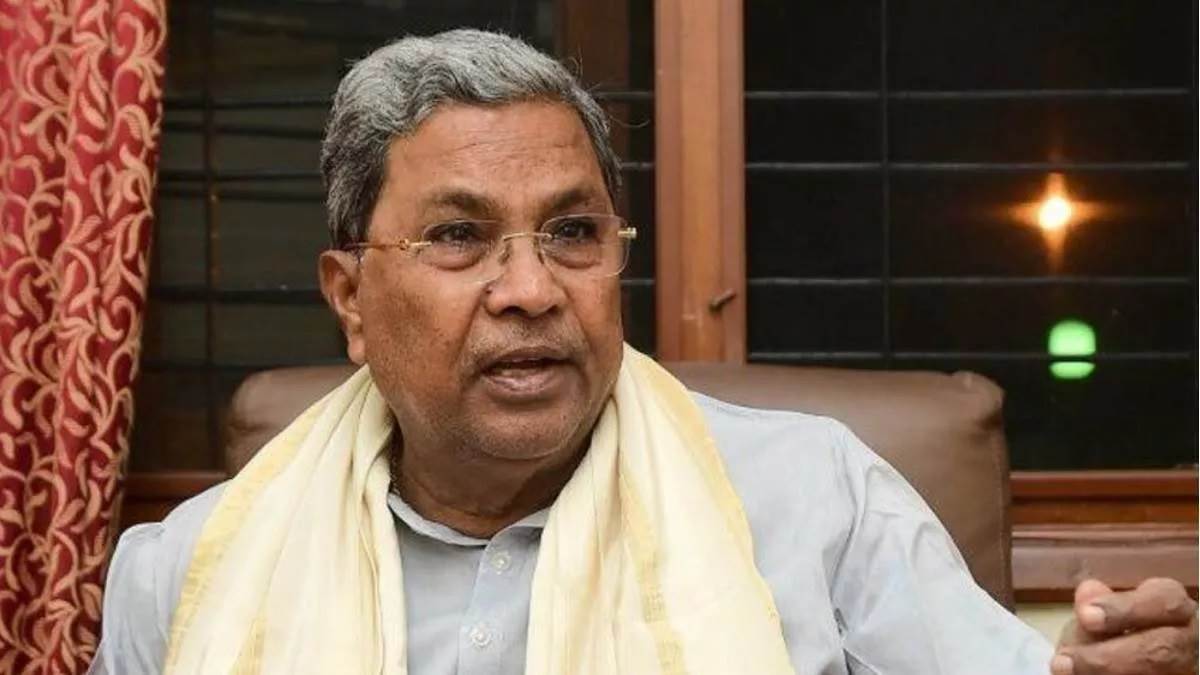 लिंगायत धर्म पर फिर छिड़ी बहस: मुख्यमंत्री सिद्धारमैया के बयान से कांग्रेस में मचा घमासान, मंत्री पाटिल और खांड्रे आमने-सामने