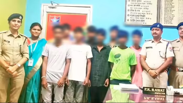 गुजरात जाने से पहले RPF ने मुगलसराय स्टेशन से 8 नाबालिगों को बचाया, सभी बच्चे घर लौटाए गए