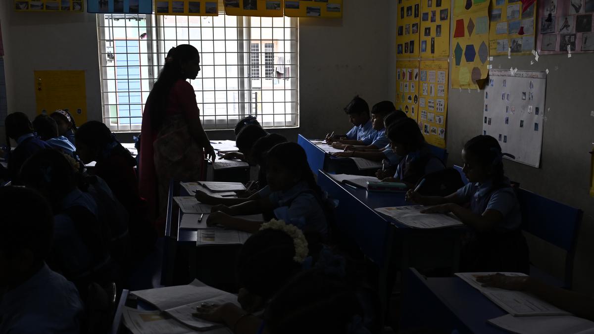 धार्मिक प्रतीकों पर कथित रोक: कल्याण के निजी स्कूल को KDMC का नोटिस