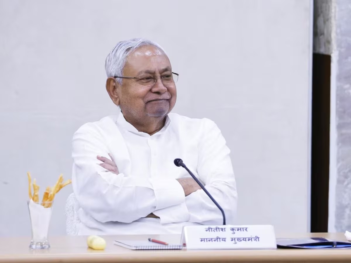 बिहार में महिला सशक्तिकरण की नई पहल: मुख्यमंत्री नीतीश कुमार ने 25 लाख महिलाओं को ₹10,000 की आर्थिक सहायता प्रदान की