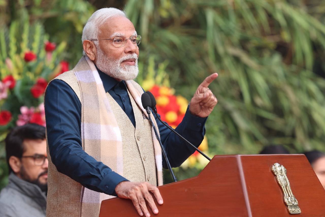 ‘जनसंघ-आरएसएस ने कर्पूरी ठाकुर की सरकार नहीं गिराई?’ — कांग्रेस ने पीएम मोदी से किए तीन तीखे सवाल, बिहार चुनाव में गरमाई सियासत