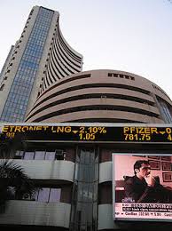 RBI नीति के बाद भारतीय शेयर बाजार में जोरदार उछाल, सेंसेक्स में 600 अंकों की बढ़त