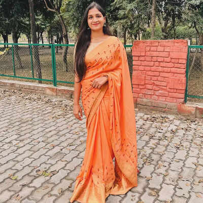 कोचिंग नहीं, सेल्फ-स्टडी से पाई AIR-45 — आपकी सोच बदल देगी UPSC टॉपर श्रद्धा शुक्ला की ये कहानी