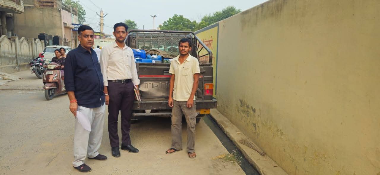 हनुमानगढ़ में अवैध पेट्रोलियम पदार्थों की बिक्री पर प्रशासन की सख्त कार्रवाई, पांच स्थानों से 707 लीटर पेट्रोल-डीजल जब्त