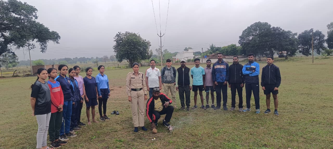 मँझगवां में फोर्स अकादमी की निःशुल्क कोचिंग की शानदार शुरुआत — संघर्ष से सफलता तक युवाओं को मिली नई दिशा